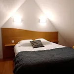 Alojamento de Acomodação e Pequeno-almoço Des Goubelins 3*